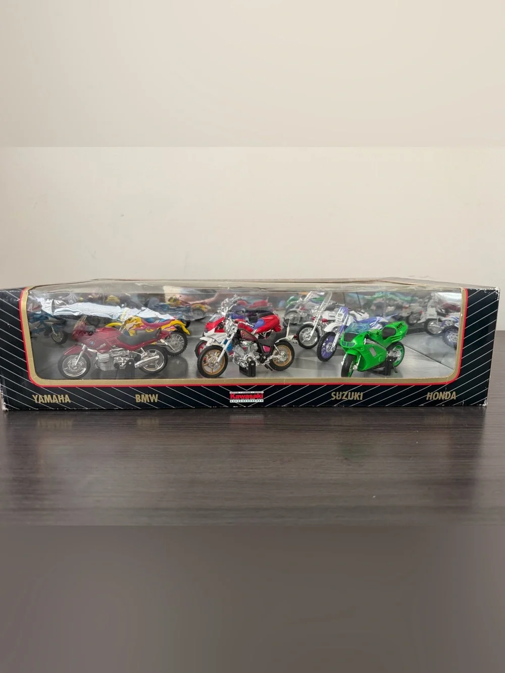 Vintage 1995 Maisto 1:18 Motorcycle Collection Set of 9 Diecast Bikes BMW Yamaha